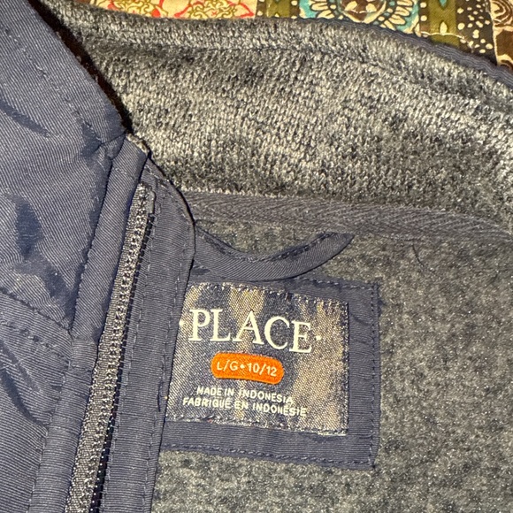 Boys zip up sweater, size 10/12 - Picture 2 of 2